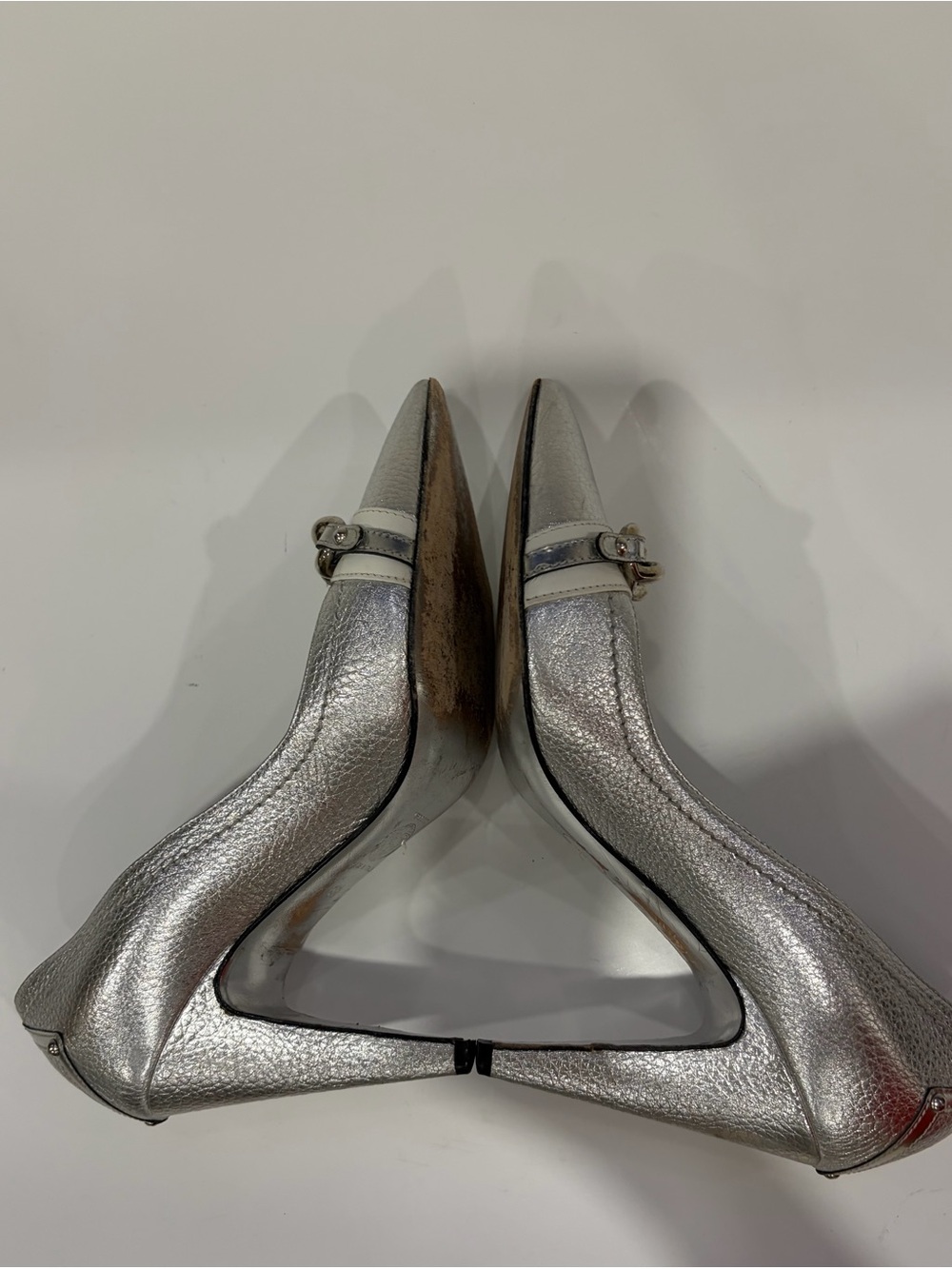 Versace Metallic Silver Pointed Toe Chain-Embellished Pumps - Picture 6 of 8